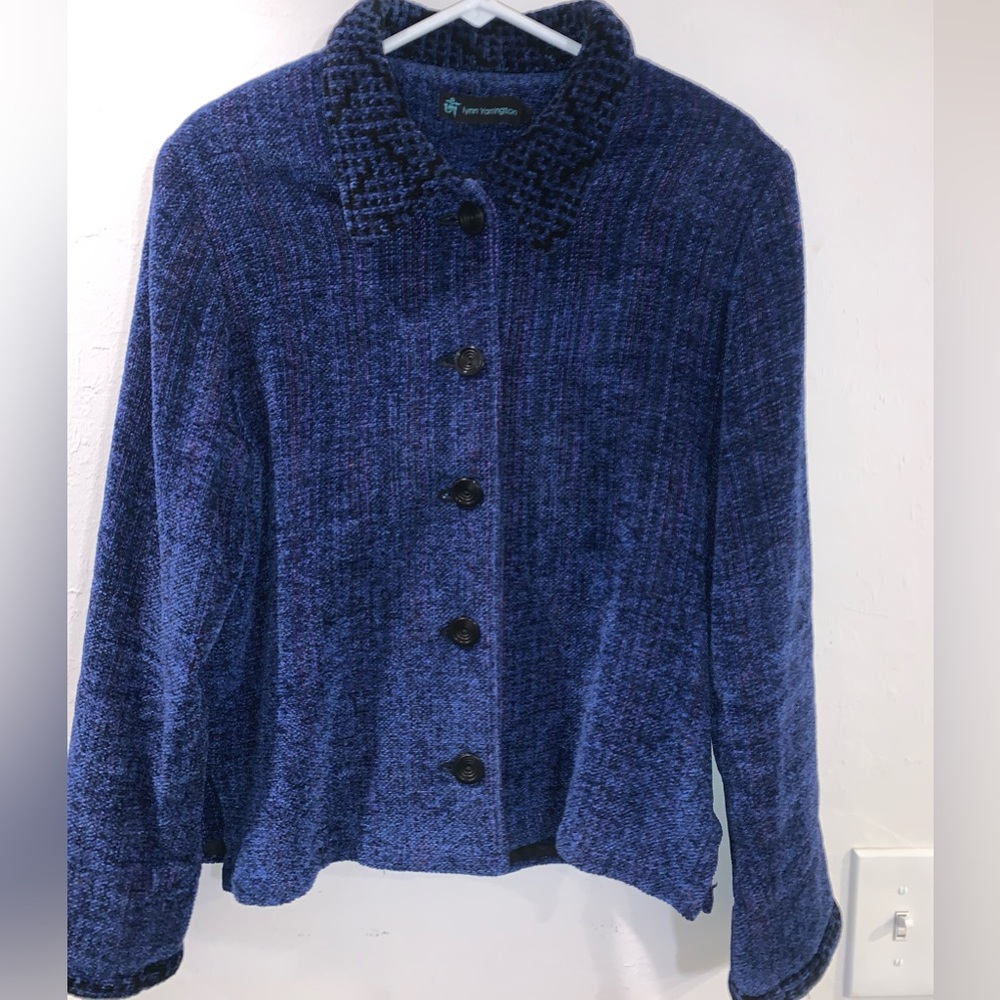 Lynn Yarrington Button down sweater